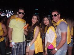 Oktober 10 Anos